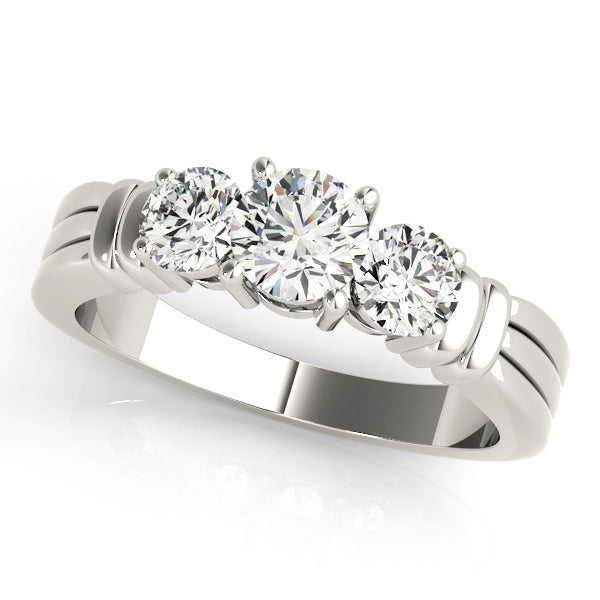 ENGAGEMENT RINGS 3 STONE ROUND