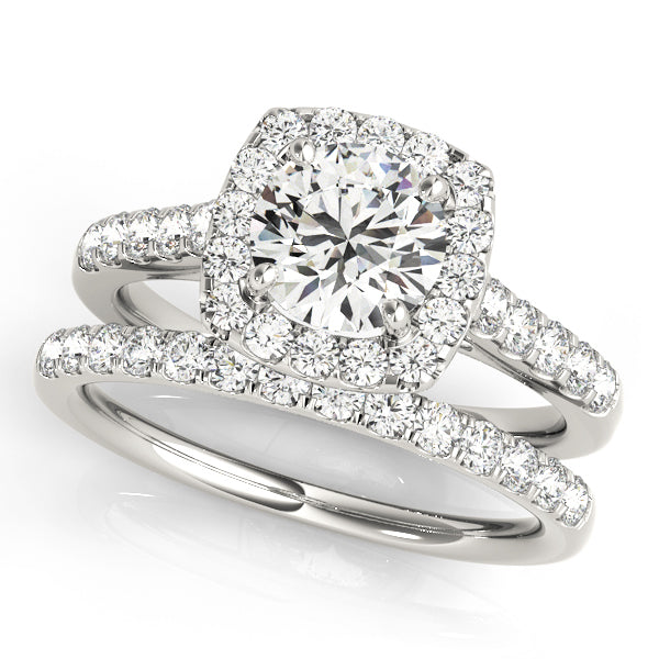 Platinum 1.5 ctw Round Diamond Halo Engagement Ring
