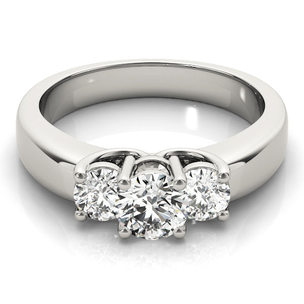 ENGAGEMENT RINGS 3 STONE ROUND