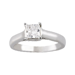 18K White Gold 5/8 ct Diamond Engagement Ring