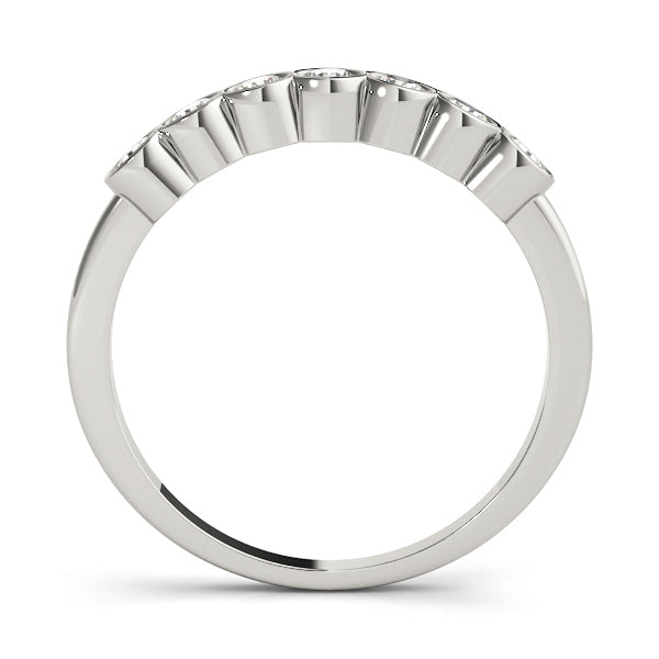 White Platinum 7-Diamond Fashion Ring